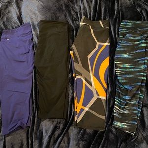 XL Fabletics capris lot of 5